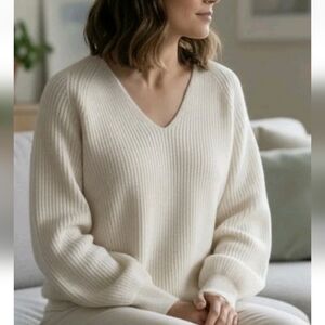 Lorena Antoniazzi Wool Cashmere Silk Ribbed Knit Puff Sleeve V Neck Sweater! 46